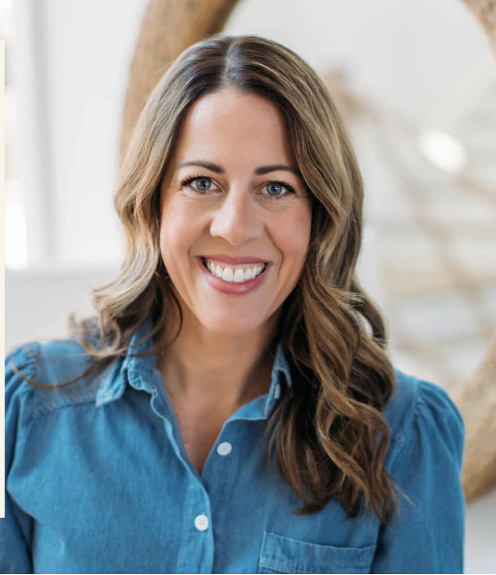 Luxury travel advisor Laura Barlow, owner of Explore the Magic Travel, specializing in custom Africa safari and luxury vacation planning
